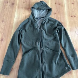 Title nine tunic sweatshirt